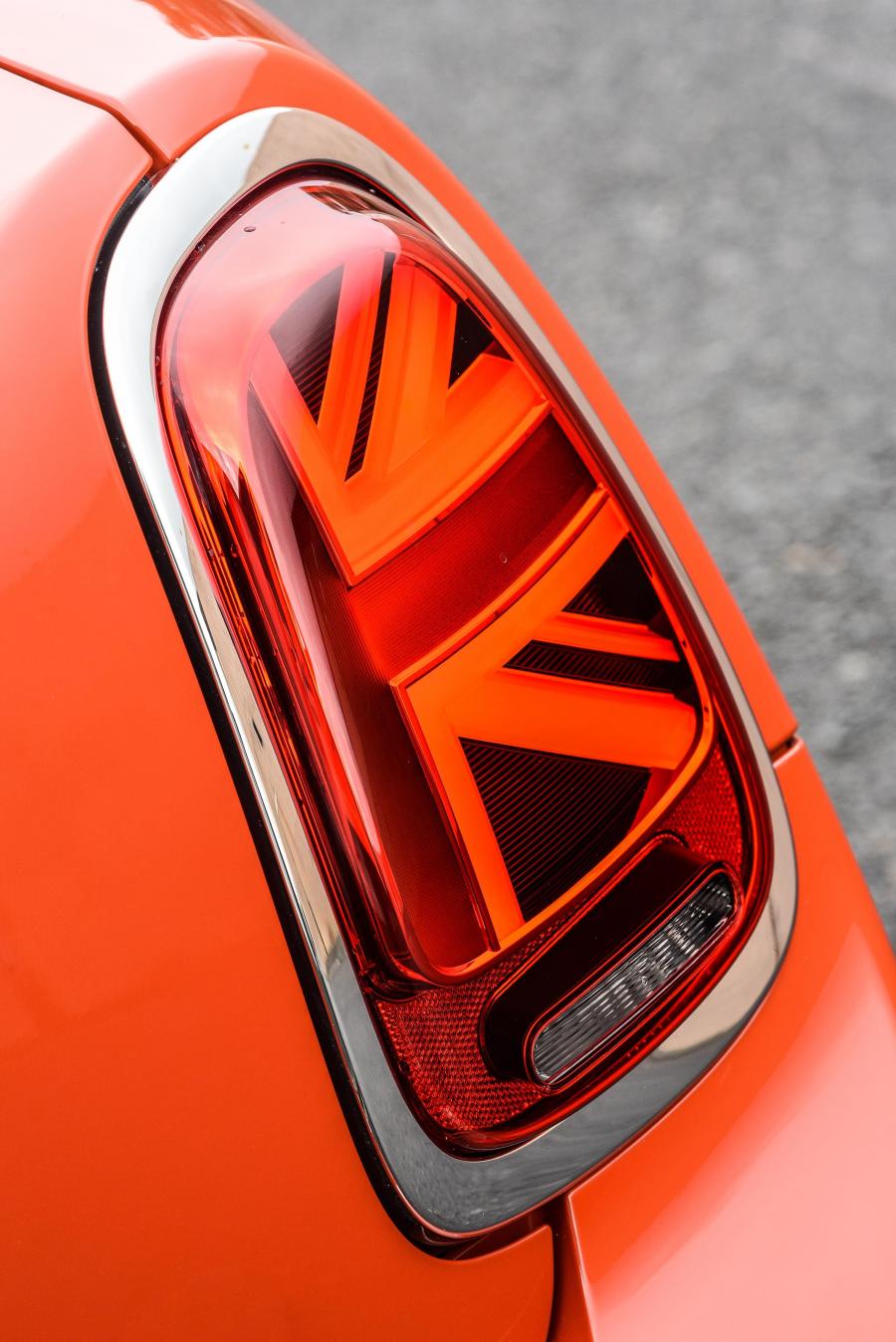 Детали экстерьера Mini Cooper 5-Door (F56) 2018 года  (ZA) (фото 29 из 32)